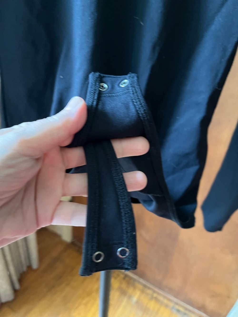 Abercrombie & Fitch Black Cutout Long-Sleeve Bodysuit - Picture 4 of 5